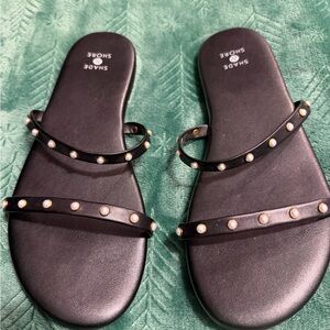 Size 7 Shade & Shore Black Studded Sandals